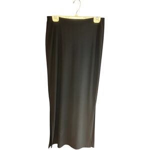 Tiff Tiff black stretch maxi skirt